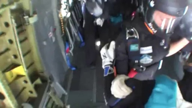 PARACHUTISME - CHAMPIONNATS DE FRANCE VICHY 2013 - VR4 « Nemesis Espoirs Saumur Saut7»- 10aout13