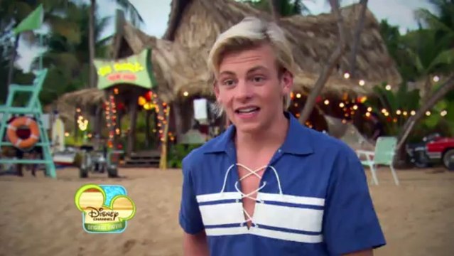 Teen Beach Movie - Présentation de Grace Phipps et Garrett Clayton