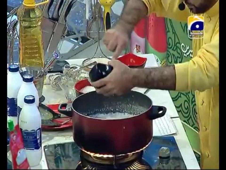 29th Iftari Ishaiya Part 1 in Amaan Ramazan with Aamir Liaquat 1434h 8-8-2013 -003