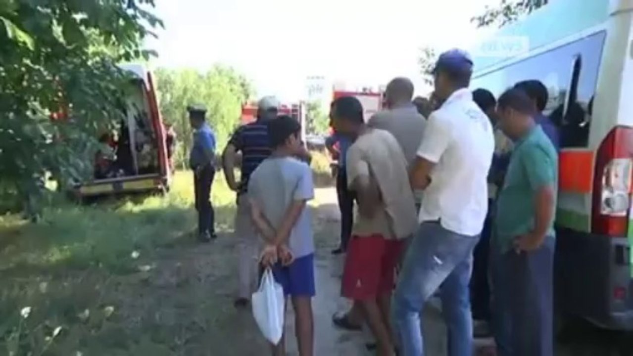 BAGNO TRAGICO. ANNEGANO TRE RAGAZZI