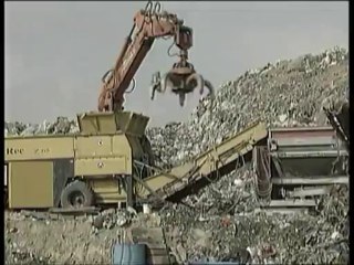 TG 08.08.13 Periti al lavoro nella discarica Martucci di Conversano