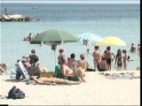 TG 06.08.13 La spiaggia di Pane e Pomodoro off-limits per i turisti