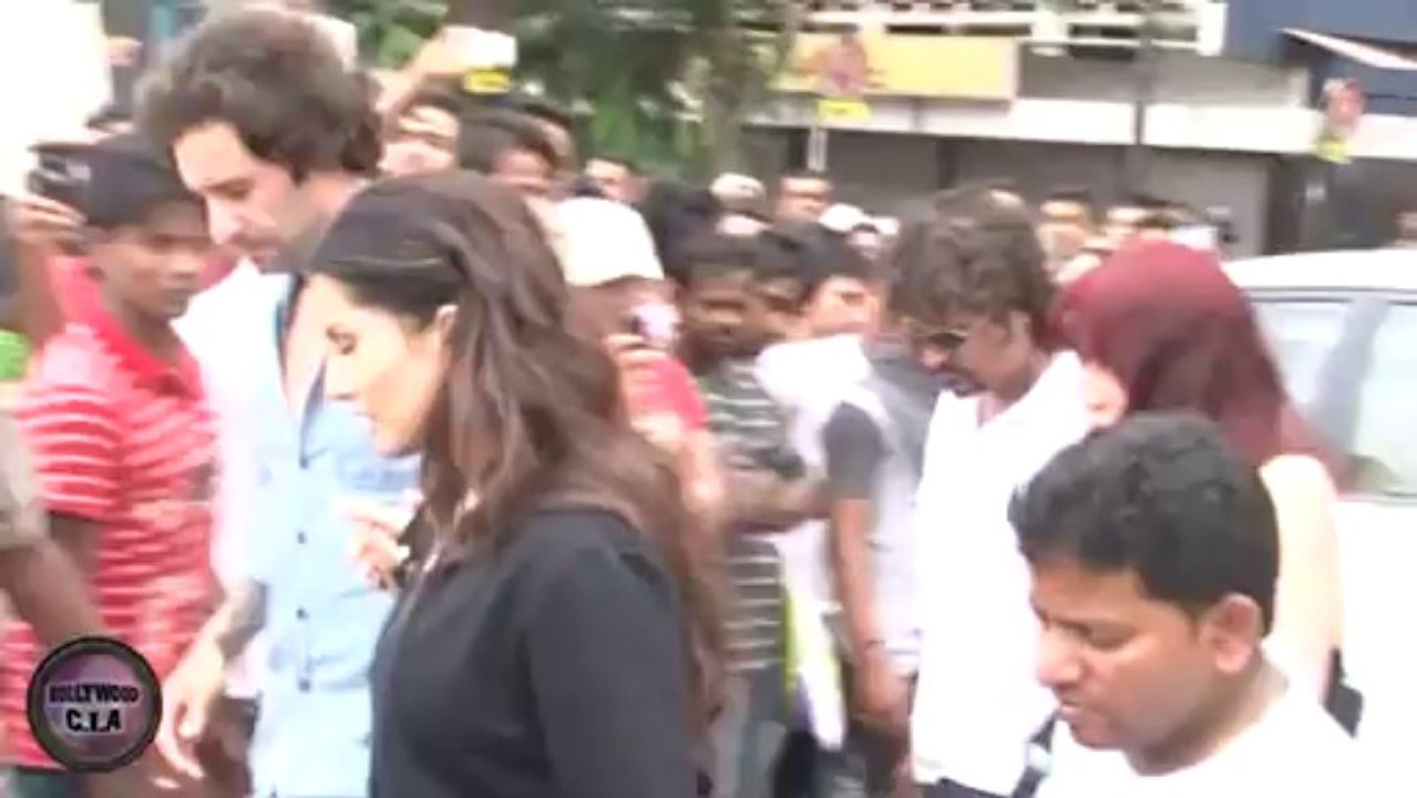 Sunny Leone & Sachiin Joshi's BOLD SCENES in Jackpot