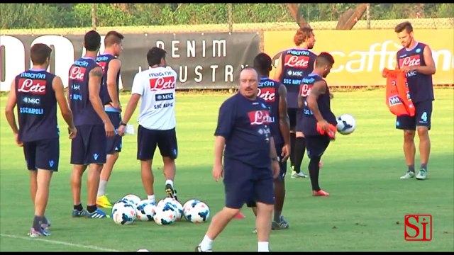 Napoli - Gonzalo Higuain nuovo Re di Napoli (10.08.13)