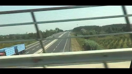 Giugliano (NA) - Il degrado della strada provinciale 335 (07.08.13)