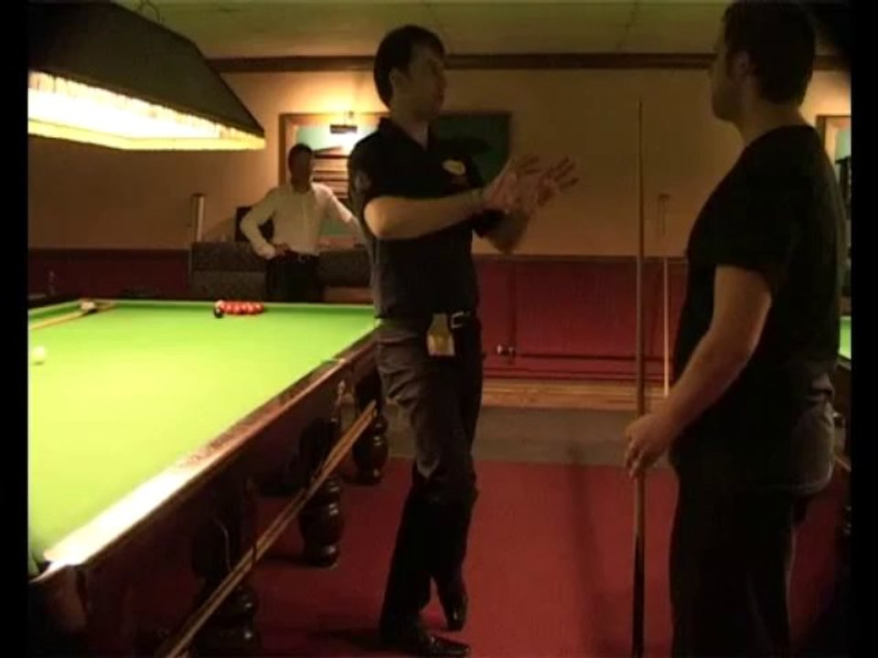 Snooker Coaching Nic Barrow with The Snooker Forum Stance 9