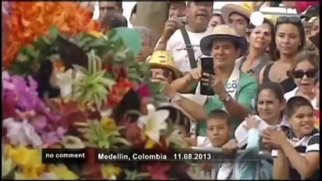 Colombie : des fleurs dans la rue - no comment