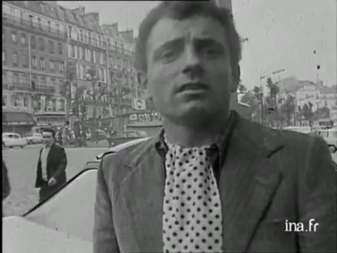 Jacques Martin Pigalle au mois d'août, c'est idéal pour les célibataires - Archive vidéo INA