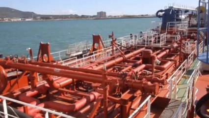 España quiere endurecer las sanciones contra el "bunkering" en Gibraltar