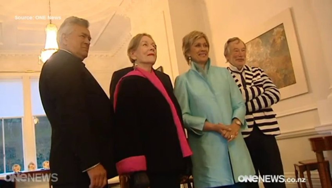 Dame Kiri Arts Icon Award 1/3
