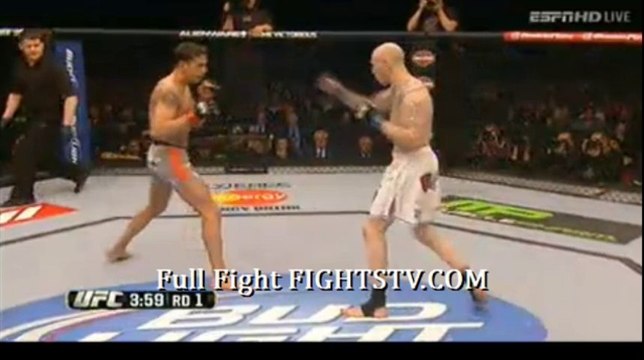 Uriah Hall vs John Howard full fight