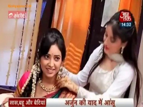 Mehndi Piya Ke Naam Ki!! - Pavitra Rishta - 14th Aug 2013