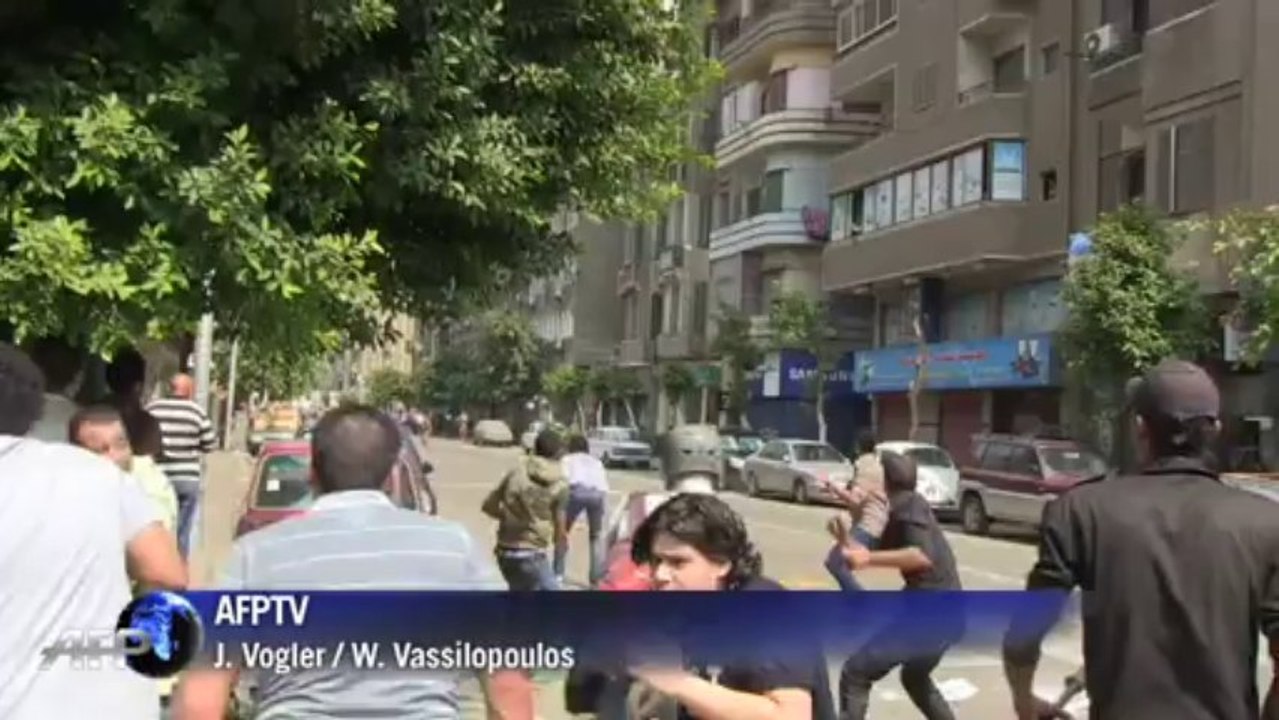 Dutzende tote: militär räumt mursi-protestcamps in kairo