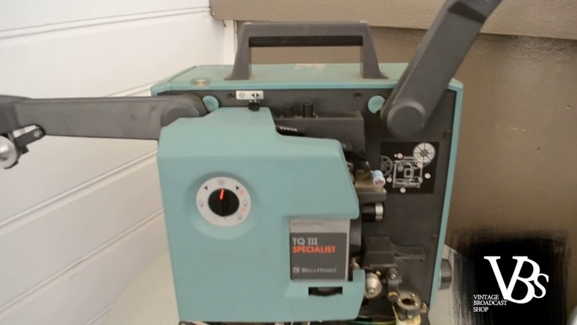 Bell and Howell TQ III Autoload Specialist - Video Dailymotion
