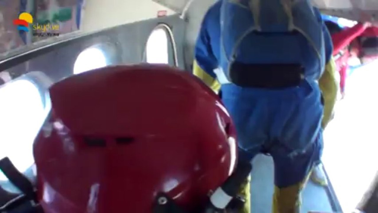 SAUT PARACHUTE SKYDIVE EMPURIABRAVA SIMON AOUT 2013