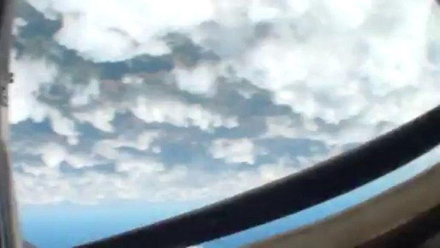 PARACHUTISME - CHAMPIONNATS DE FRANCE VICHY 2013 – Freefly « Angry Boys Pamiers Saut3»- 9aout13.wmv