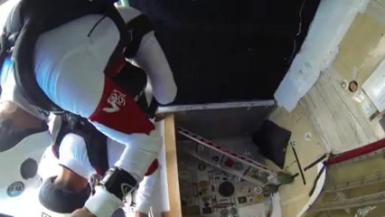 PARACHUTISME - CHAMPIONNATS DE FRANCE VICHY 2013 – Freefly « MilkBrothers Corbas Saut3»- 9aout13.wmv