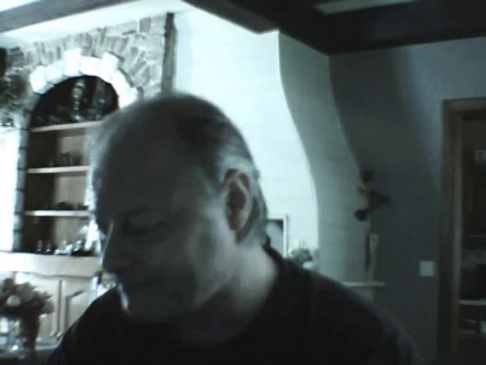 plus je te  regarde plus je taime