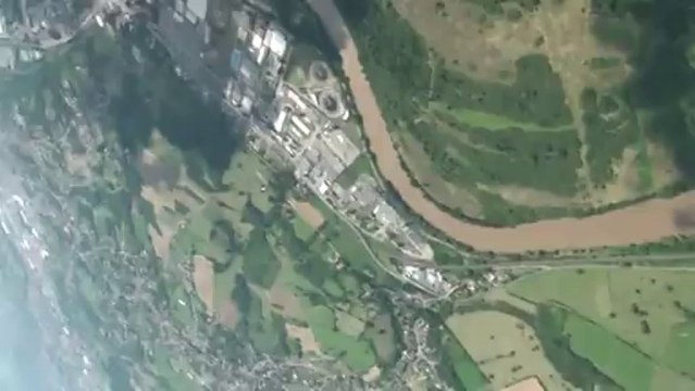 PARACHUTISME - CHAMPIONNATS DE FRANCE VICHY 2013 – Freestyle « Gravity Alsace-Lorraine Saut4»- 9aout13.wmv