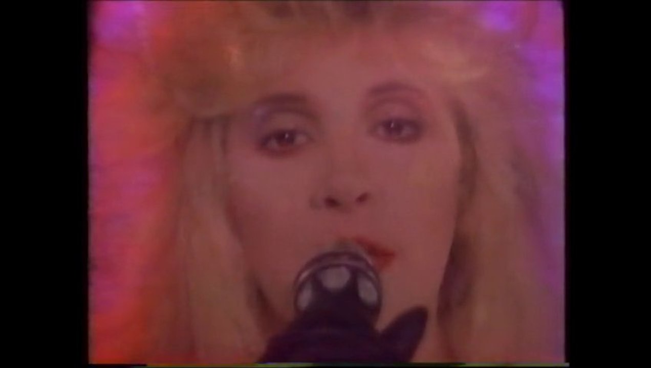 Fleetwood Mac...Isn`t It Midnight  "Live"