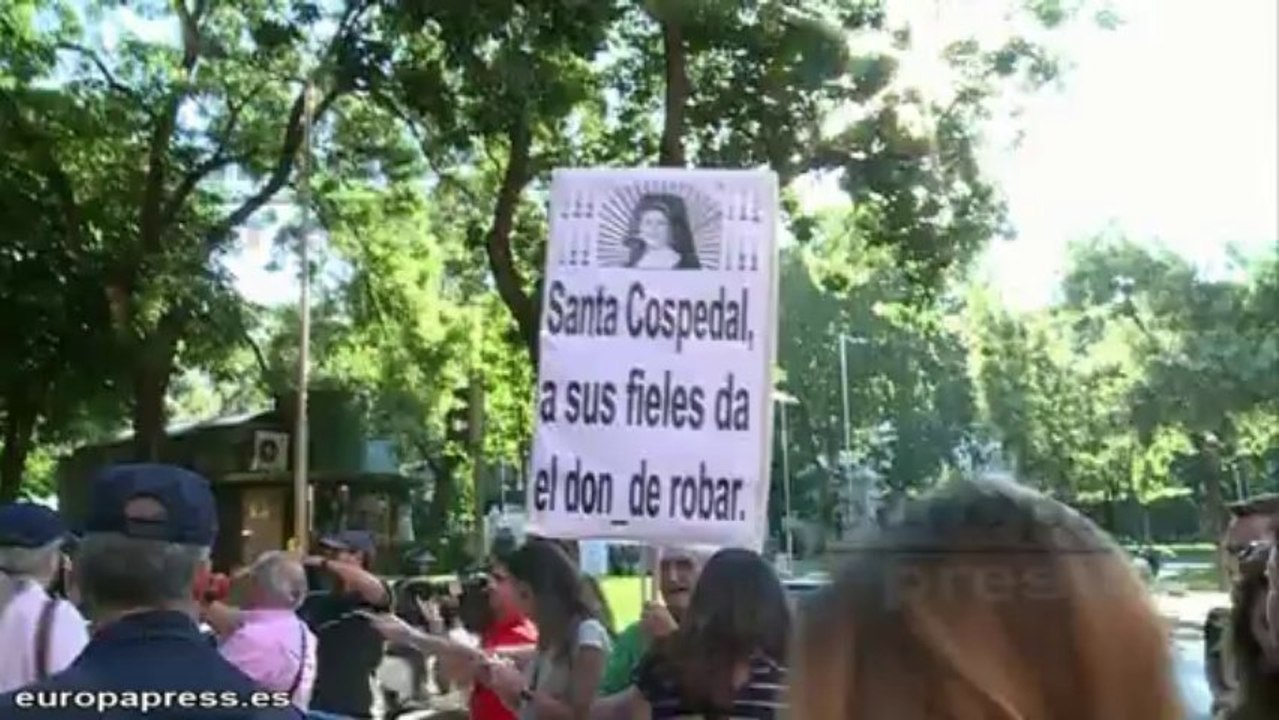 Cospedal asegura que todo ha ido “muy bien”