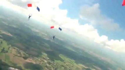 PARACHUTISME - CHAMPIONNATS DE FRANCE VICHY 2013 – VC4 « Armée de L’air Saut3»- 9aout13