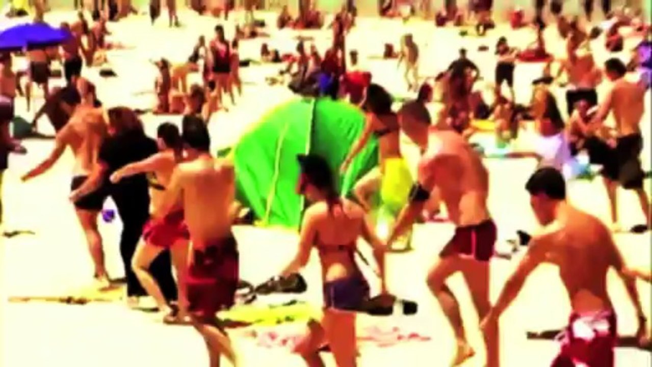 Queen Dilly Dally and FLASH MOBS