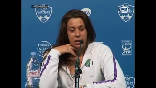 Tennis : en larmes, Marion Bartoli annonce sa retraite sportive