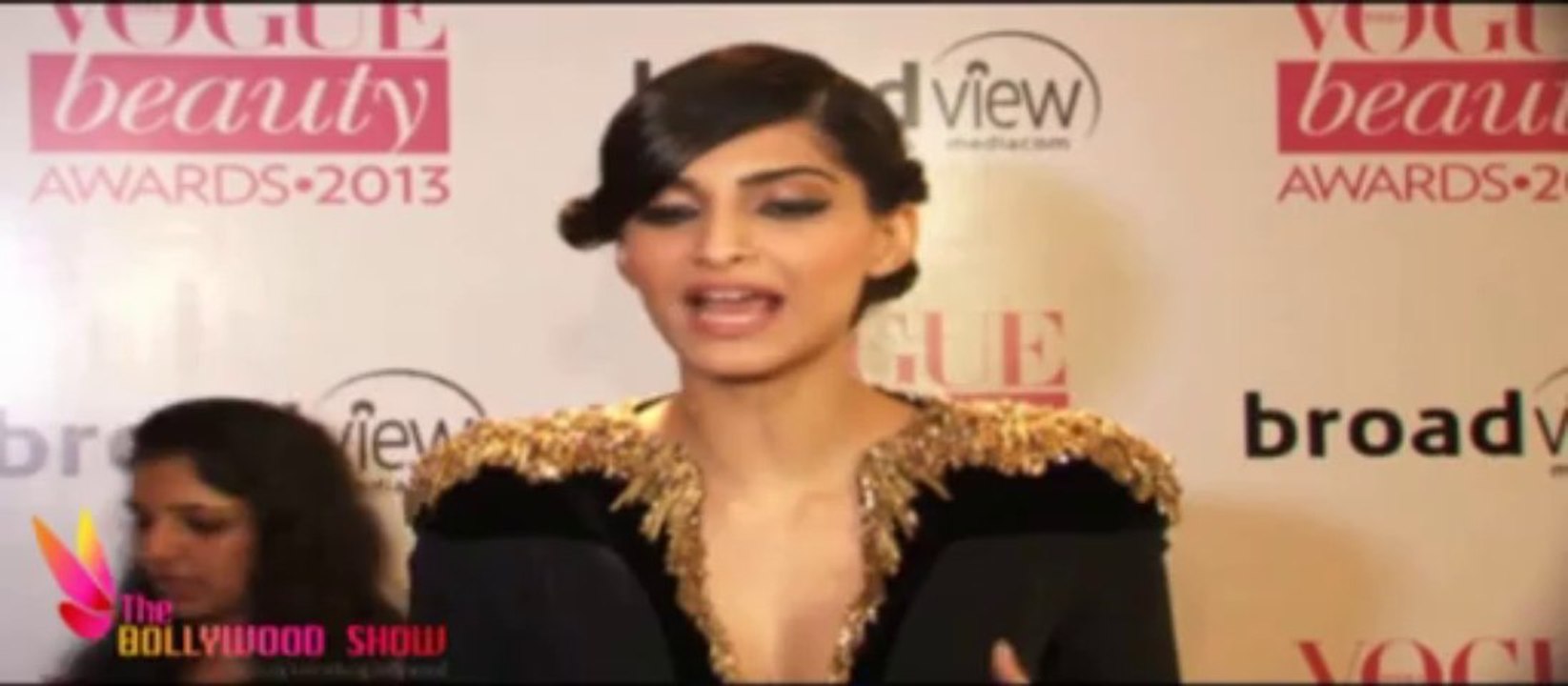 Sonam Kapoor flaunting Assets