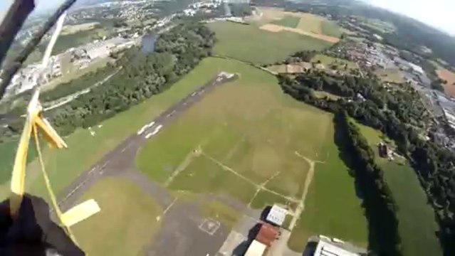 PARACHUTISME - STAGE PARACHUTISME ET HANDICAP : Saut Raphael par Philippe