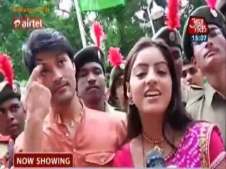 Azaadi Ka Jashn!! - Diya Aur Baati - 15th Aug 2013