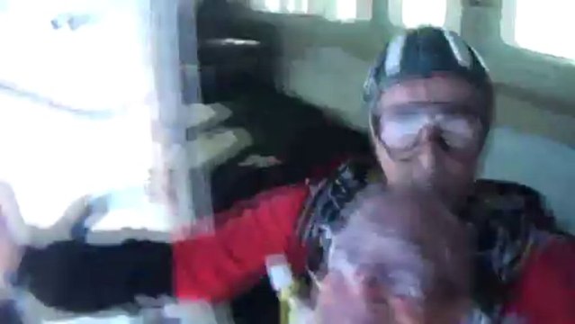 PARACHUTISME - STAGE PARACHUTISME ET HANDICAP : Saut Thierry par David