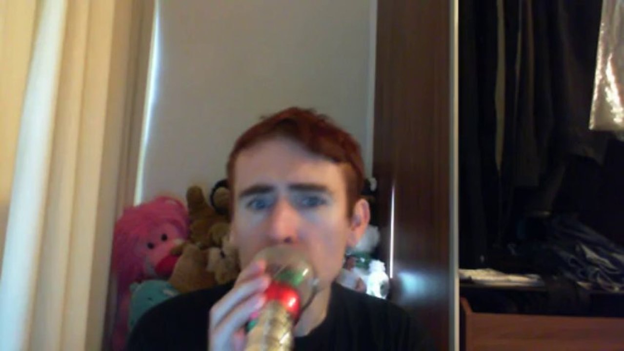 Wiwi égratigne "un peu de blues" de Christophe Maé