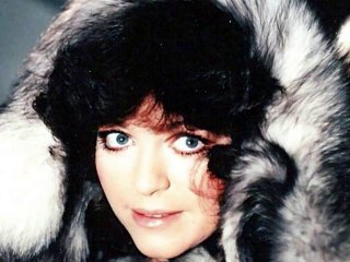 Anna już tu nie mieszka - Halina Frąckowiak