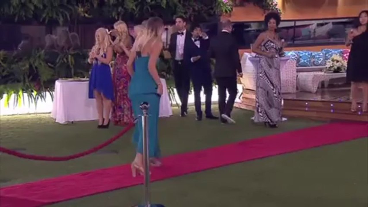 Tullys Red Carpet Catwalk