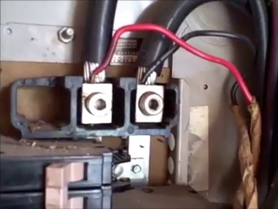 Seattle Home Inspector - Electricity and DIY Are A Bad Combo