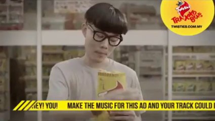 Twisties Cat on The Fly - Contest (ENG)