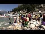 Devotees praise Goddess Ganga