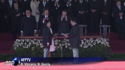 Asume Cartes en Paraguay