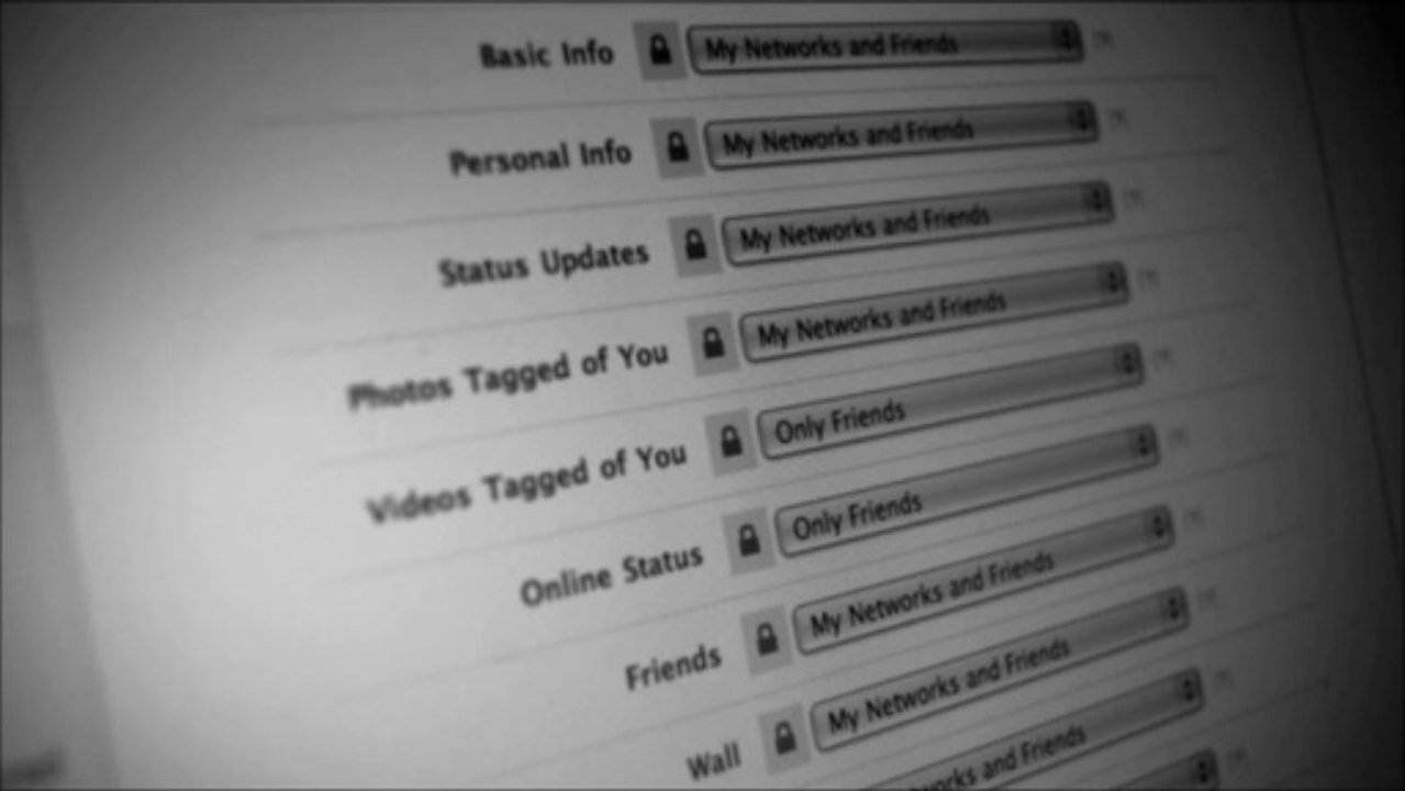 FACEBOOK  Y Sus Antivirus Gratis
