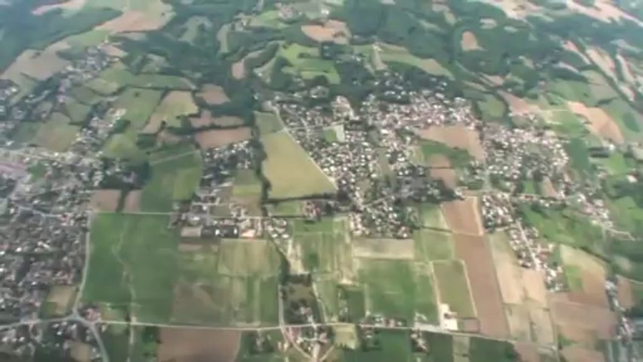 PARACHUTISME – RASSEMBLEMENT FEMININ NATIONAL 2013 :  "Vol Relatif saut 3"