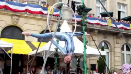 Le Défilé Du 15 Août à Cambrai