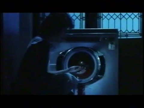 The Washing Machine aka Vortice mortale (1993) Bump in the night