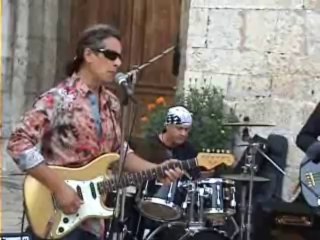 Apéro concert Salernes LE GROUPE COSIMO BLUES vendredi 16 août 2013 http://cosimoblues.com/ Salernes dans le var Provence Alpes Côte d'Azur