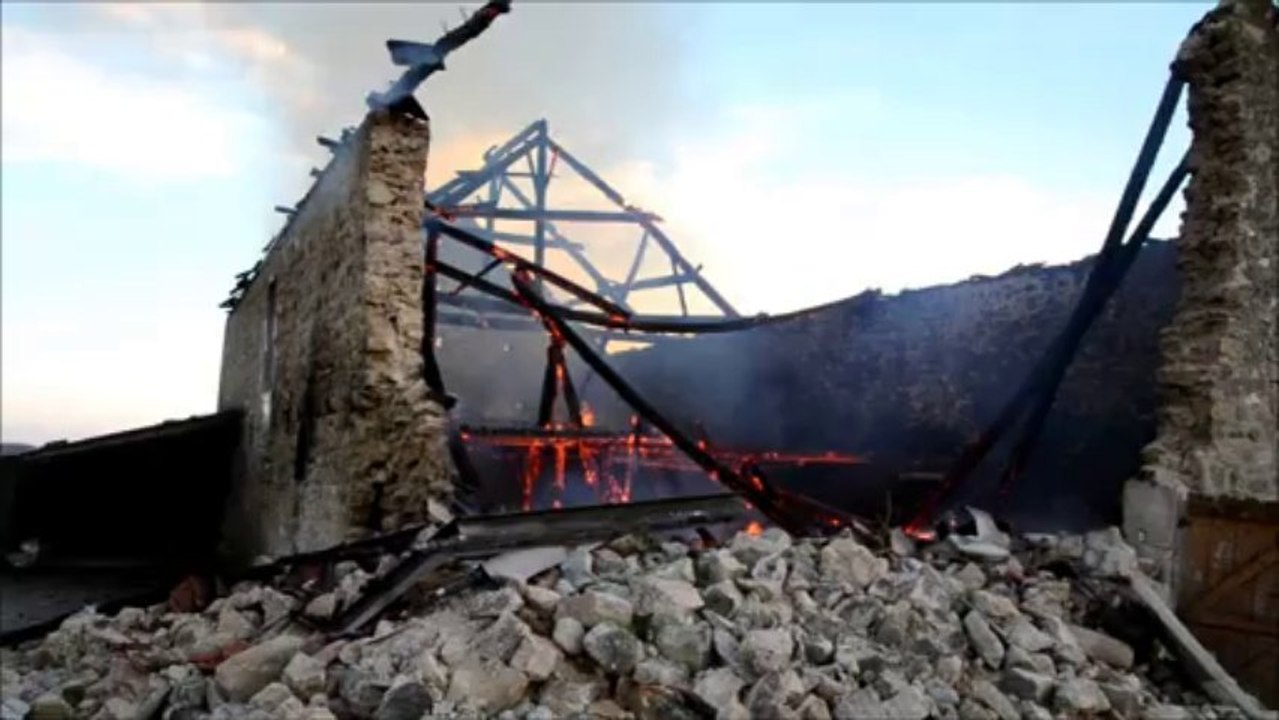 St Didier Incendie Les Grosliers 160813