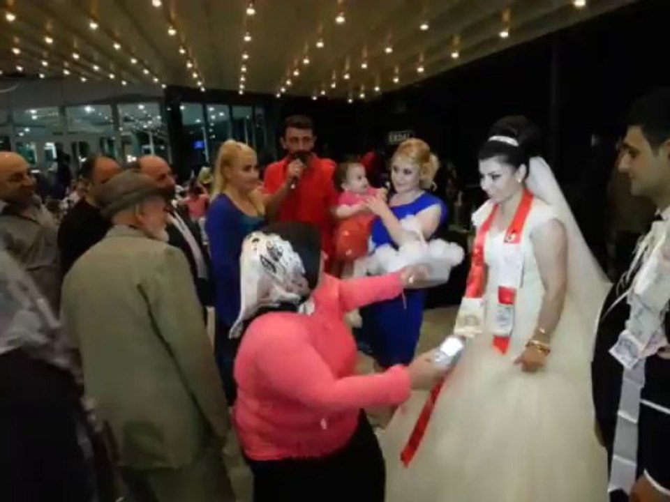 Neslihan & Sultan Düğün Takı