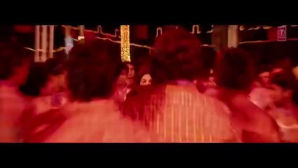 PINKY  _ Full Video Song _ 'Zanjeer' ~ PrIyanka Chopra, Ram Charan,   New -Item Song-_7423