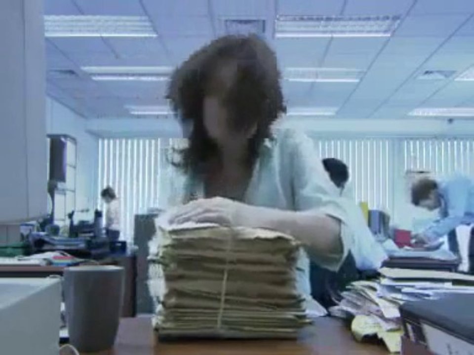 Little Thing Scared Her Hahahaha Very Funny Video Must Watch - Funny and Amazing