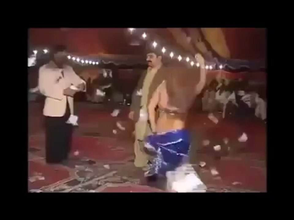 PAKISTANI SEXY GIRL DANCE ON INDIAN SONG