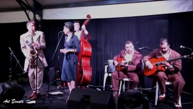 Little Rina and The Frenchies - Money Honey